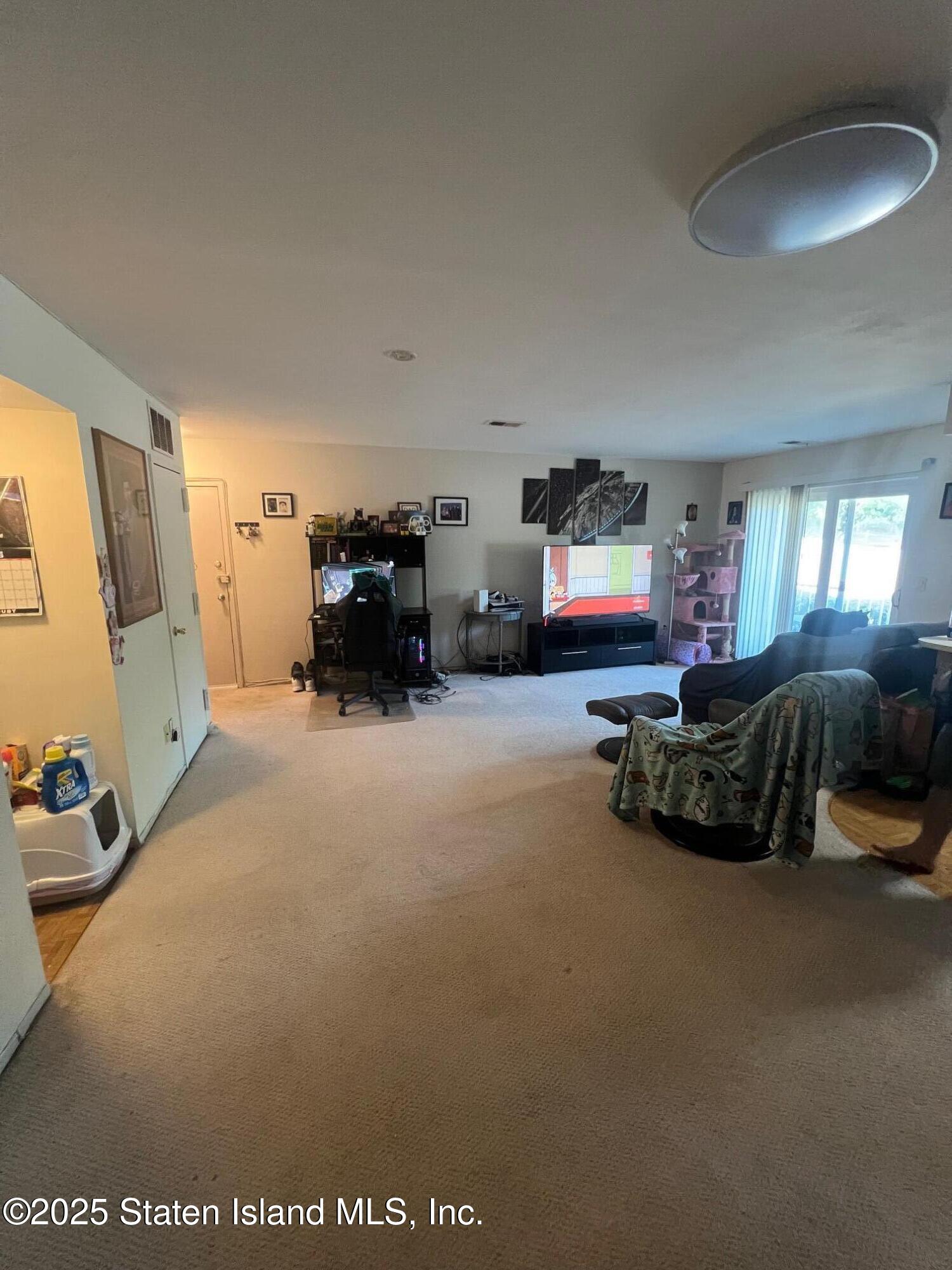 85 Elmwood Park Drive 2 Image 5