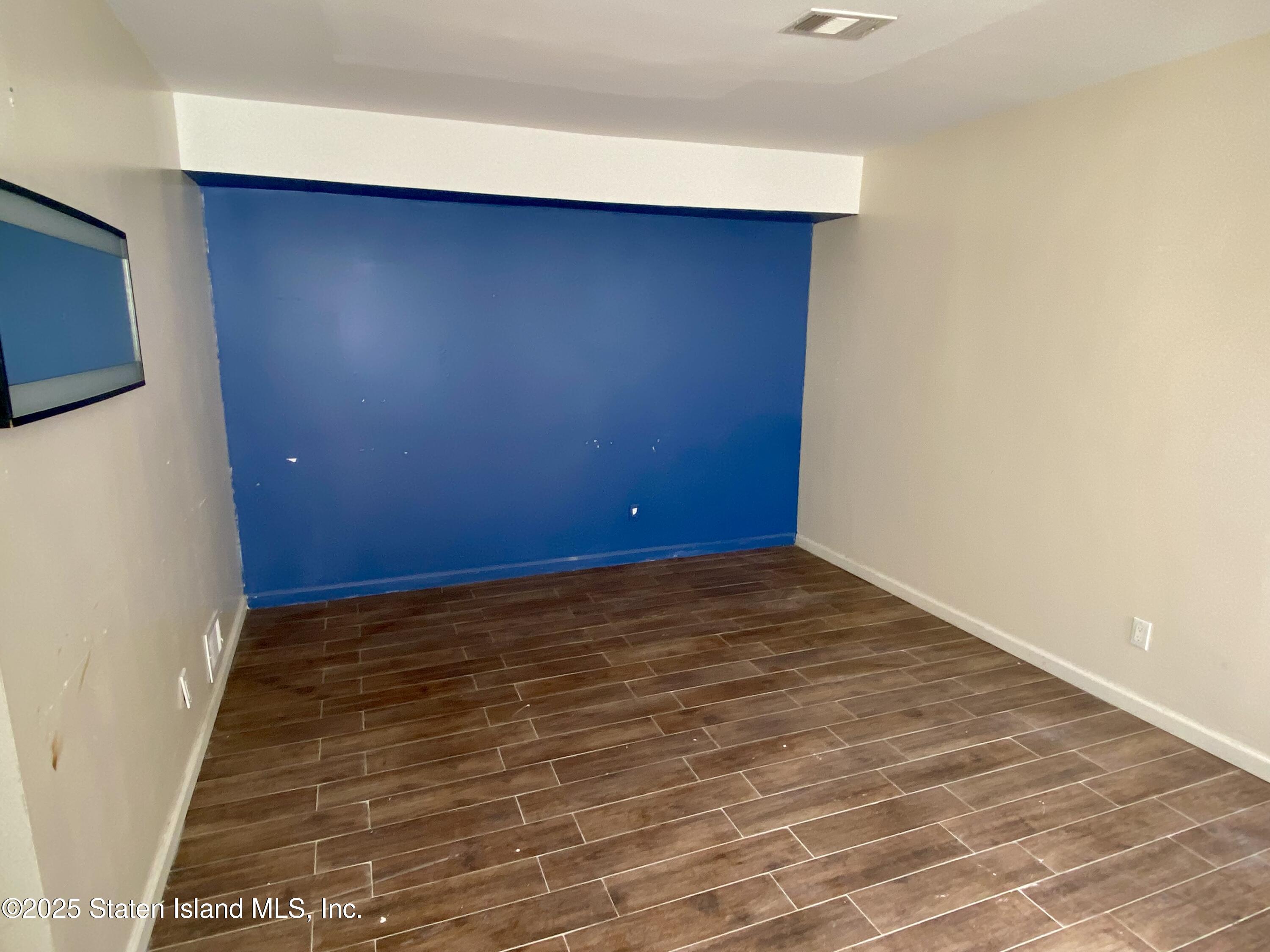 61 Heinz Avenue, Staten Island, NY, 10308 image 9