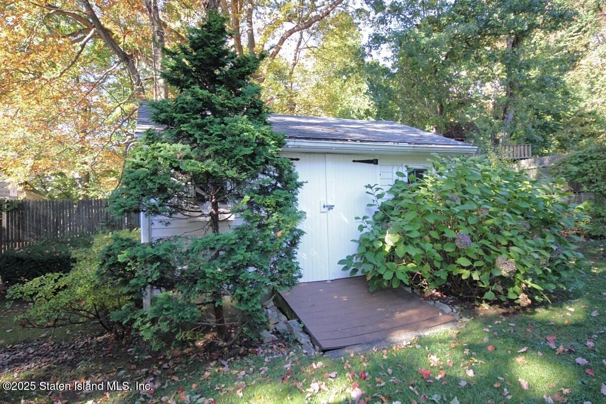 443 Edinboro Road, Staten Island, NY, 10306 image 6