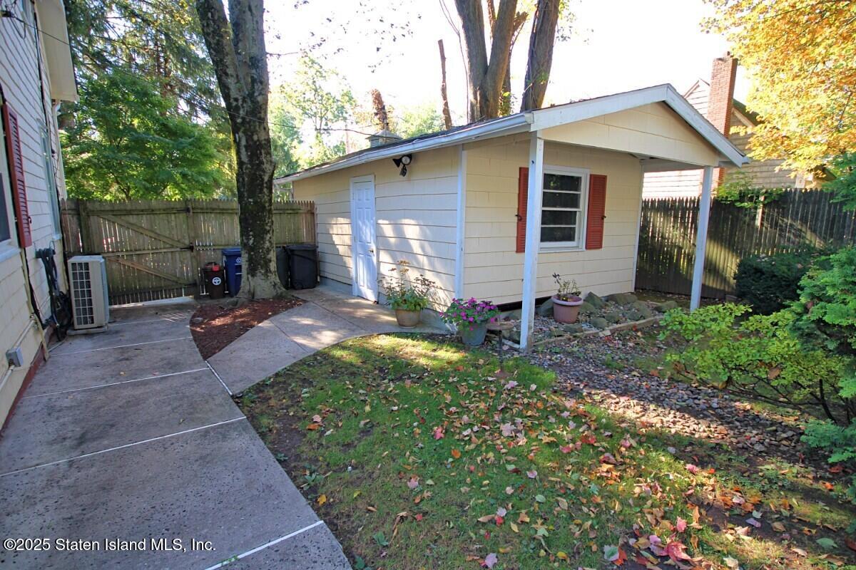 443 Edinboro Road, Staten Island, NY, 10306 image 8