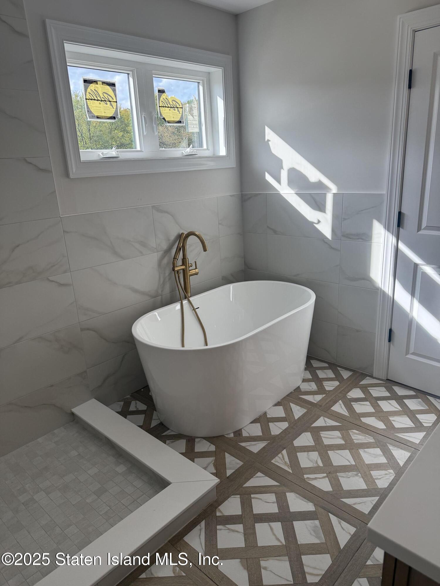 1047 Edgegrove Avenue, Staten Island, NY, 10309 image 26