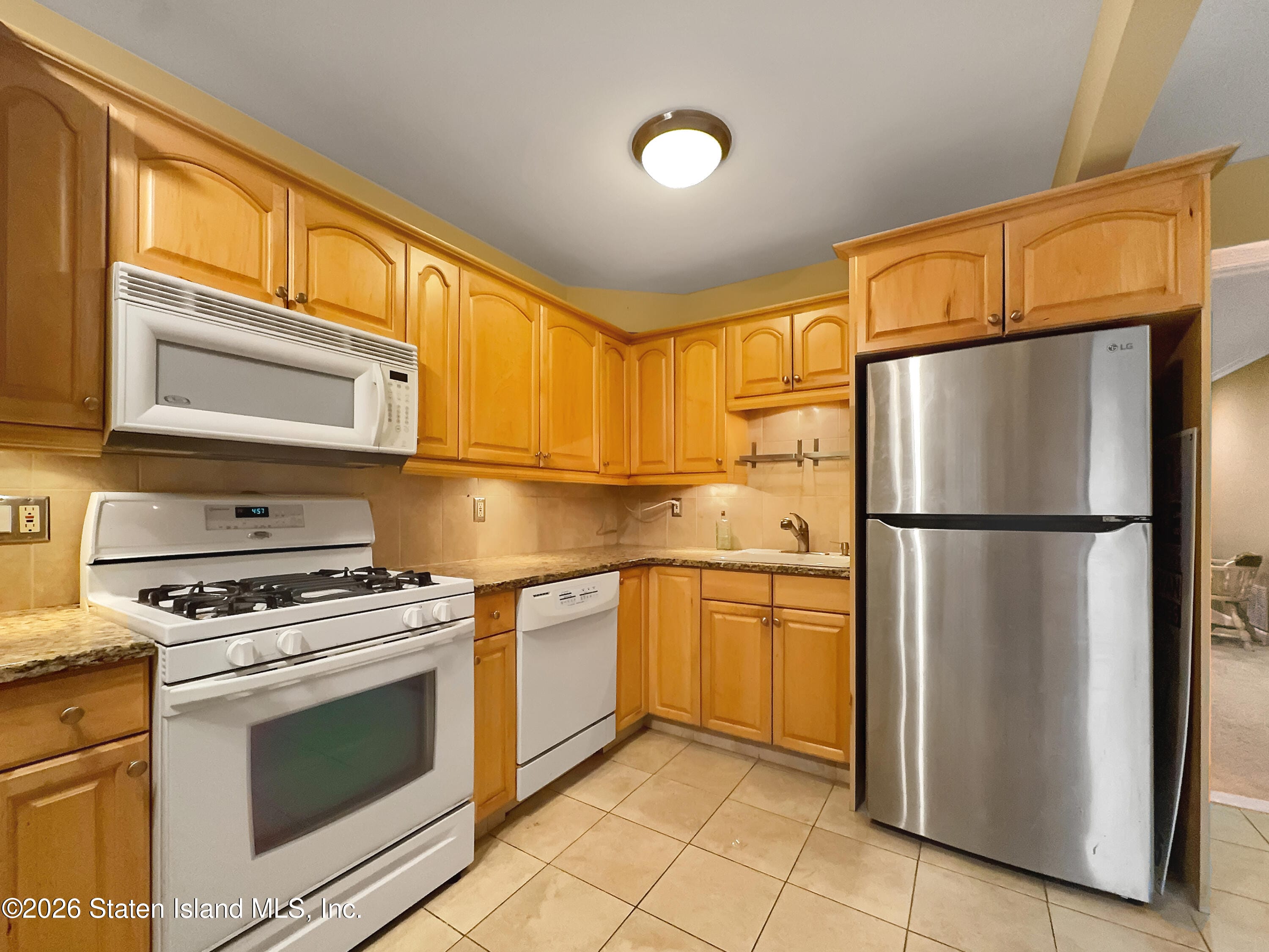 31 Alan Loop, Staten Island, NY, 10304 image 9