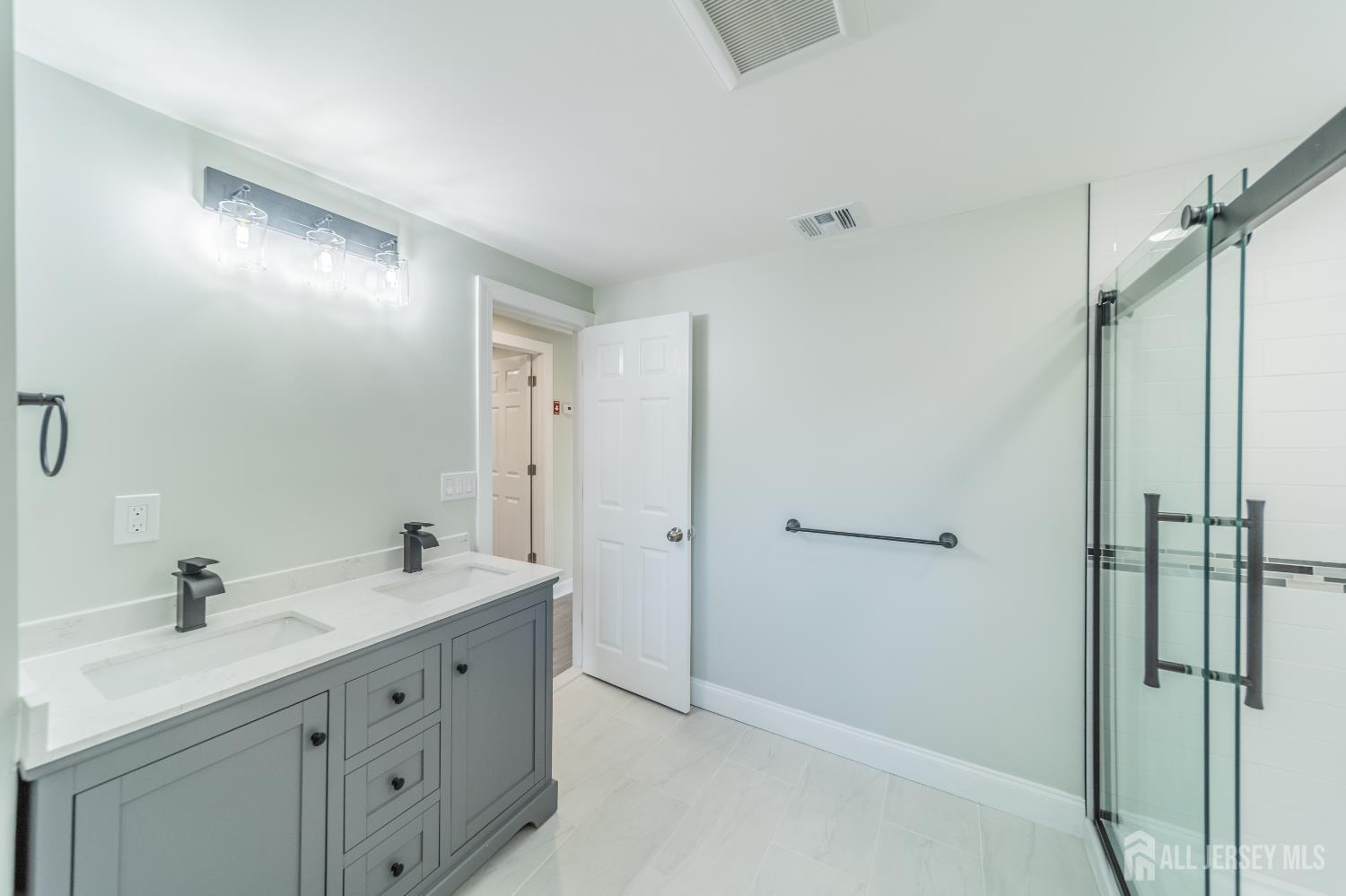 901 Palmer Avenue, Holmdel, NJ, 07733 image 19