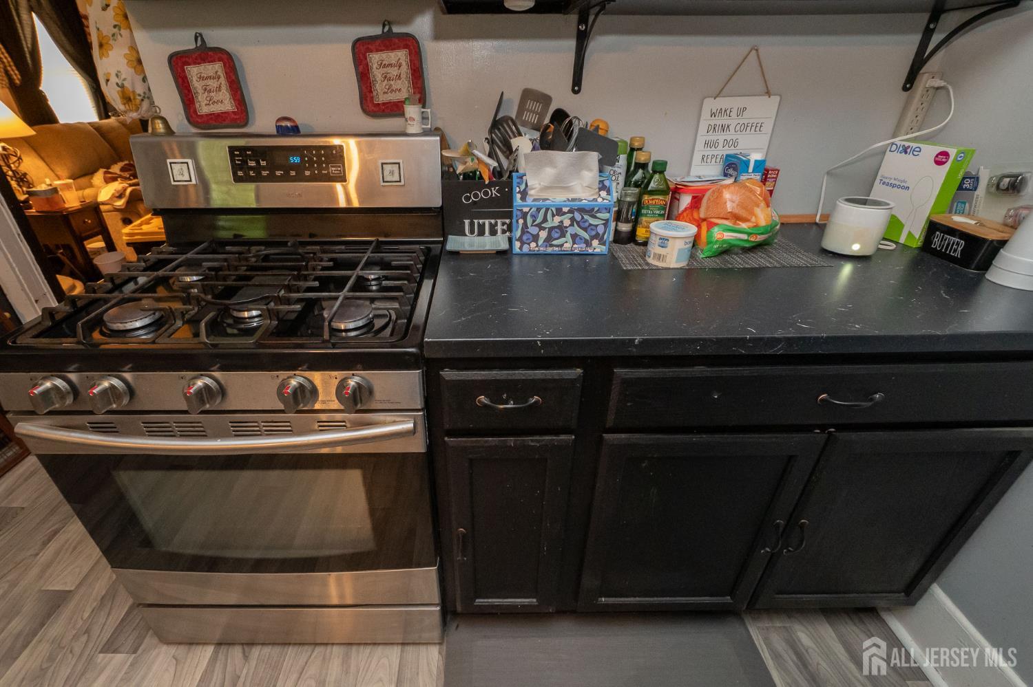 241 Walnut Street, South Amboy, NJ, 08879 image 22