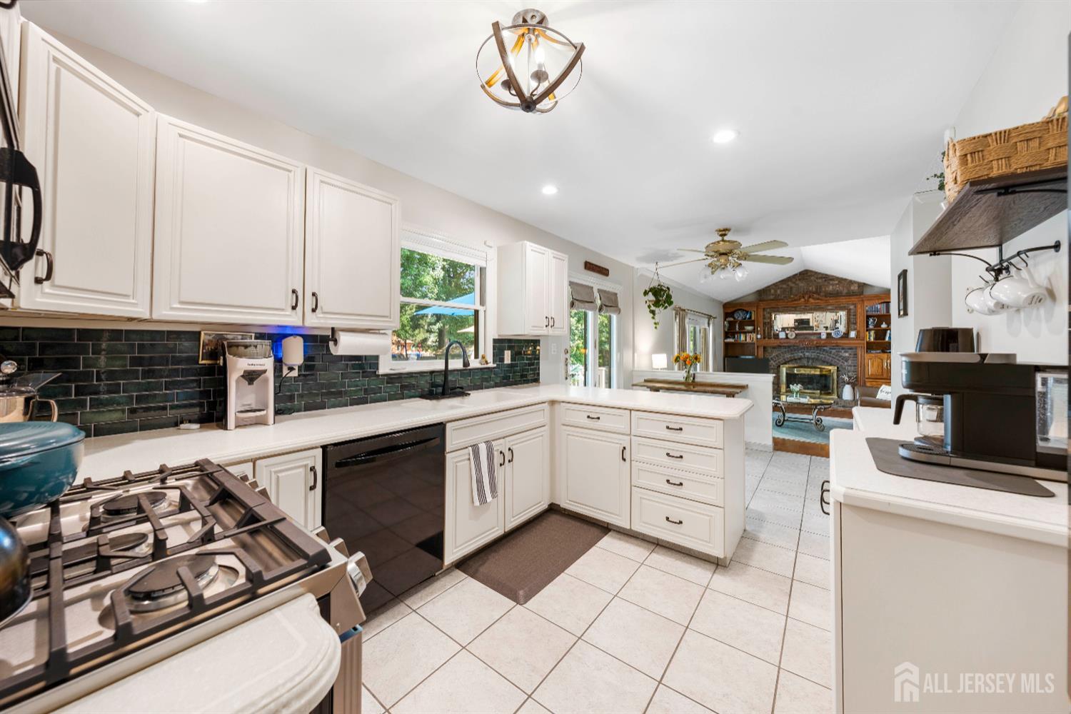 27 Oakland Road, Old Bridge, NJ, 08857 image 10