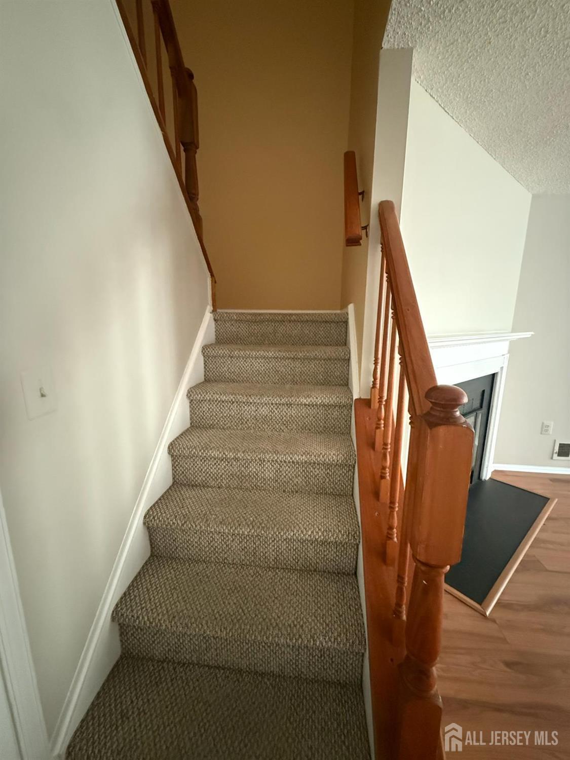 131 Albury Way, North Brunswick, NJ, 08902 image 28