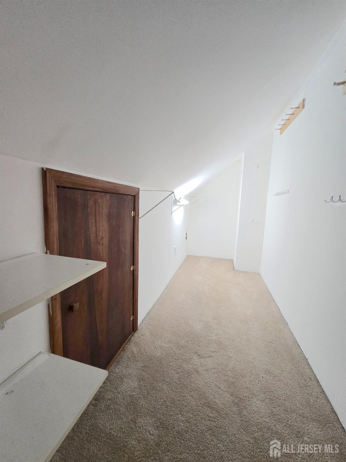 189 Old Post Road, Edison, NJ, 08817 image 32