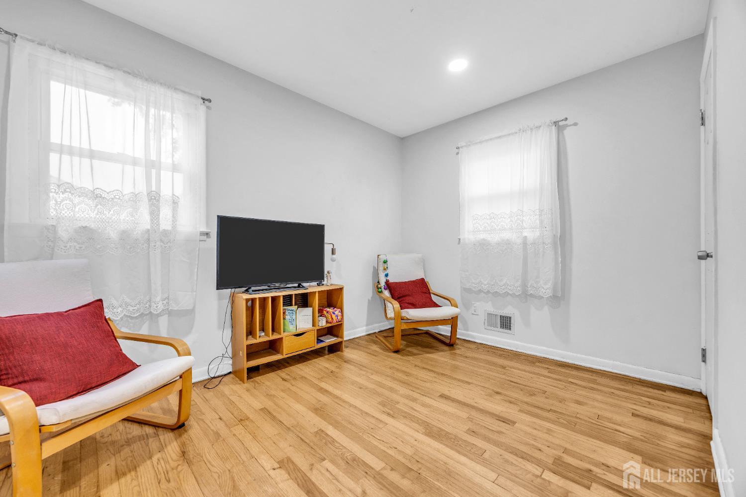 396 S 7th Avenue, Highland Park, NJ, 08904 image 30