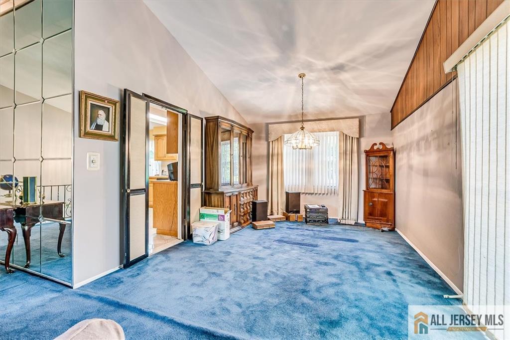 32 Chandler Road, Edison, NJ, 08820 image 11