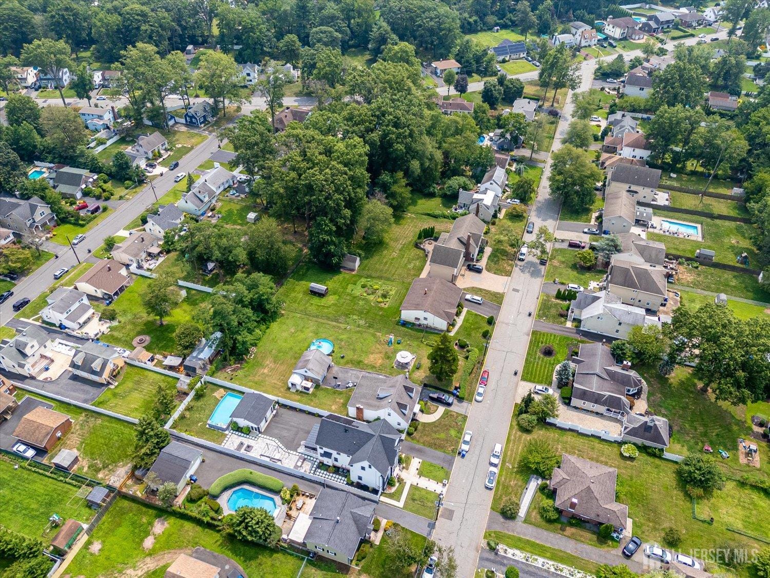 68 Dewey Avenue, Middlesex, NJ, 07067 image 16