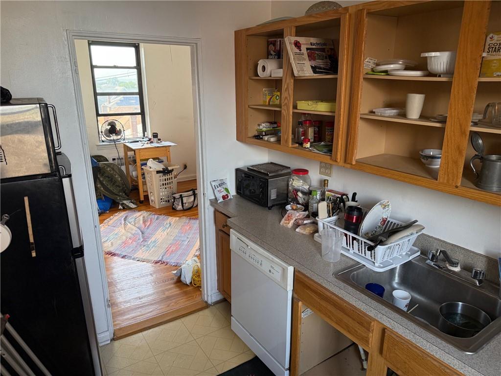 128-11 Newport Avenue 4C, Queens, New York, 11694 image 8