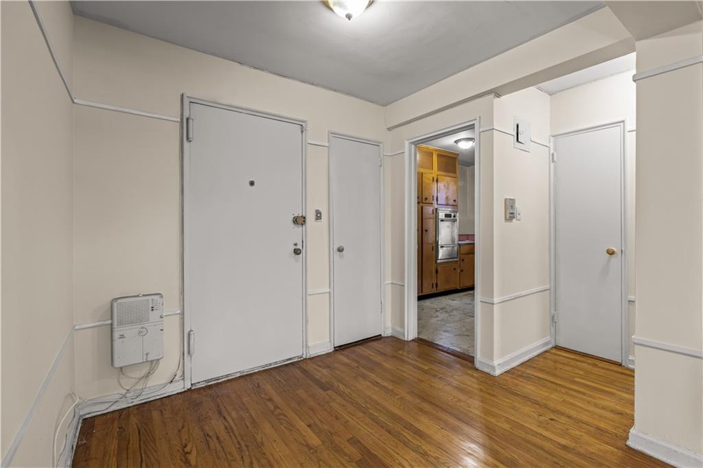 2251 Plumb 1st Street 5G Image 4