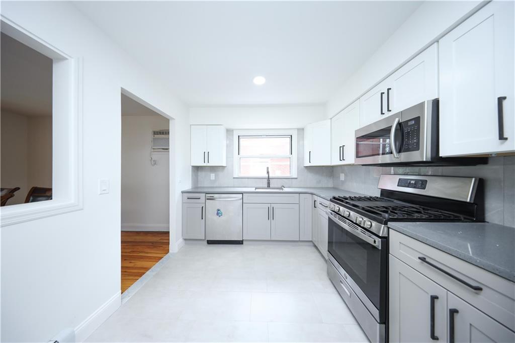 28 North Rhett Avenue, Staten  Island, New York, 10308 image 7