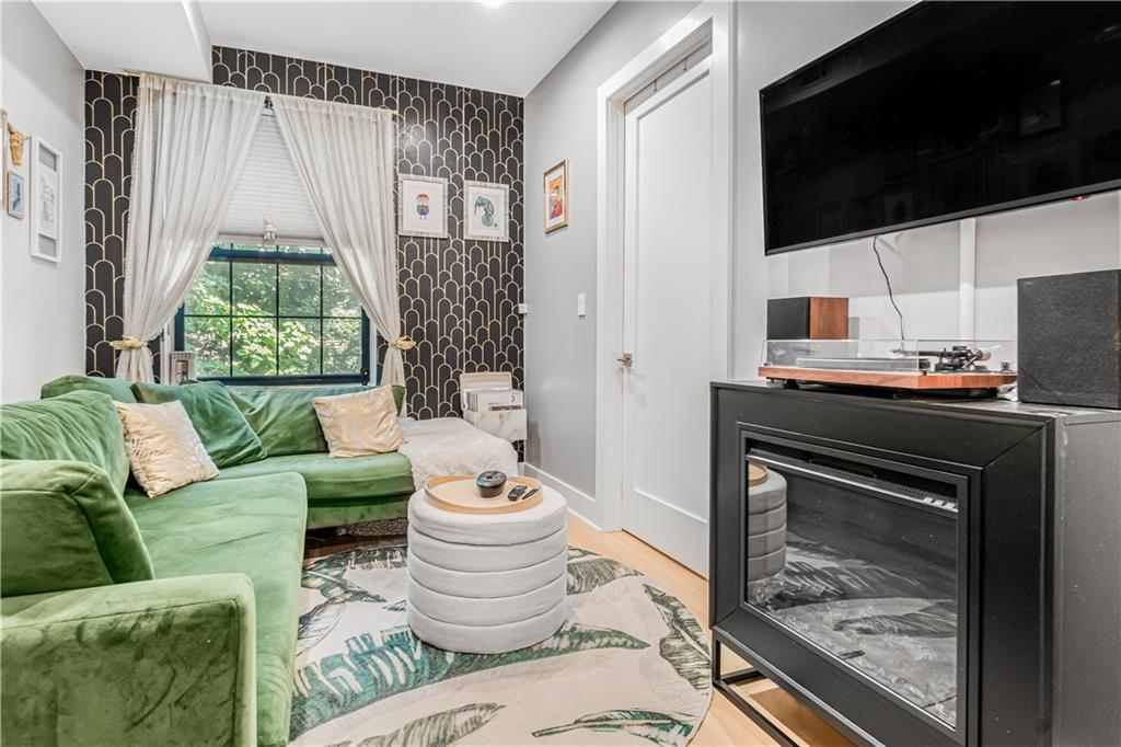 573 Gates Avenue 2R, Brooklyn, New York, 11221 image 10