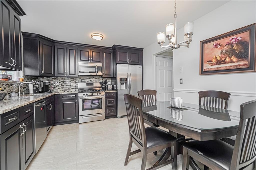 27 Sonia Court, Staten  Island, New York, 10309 image 8