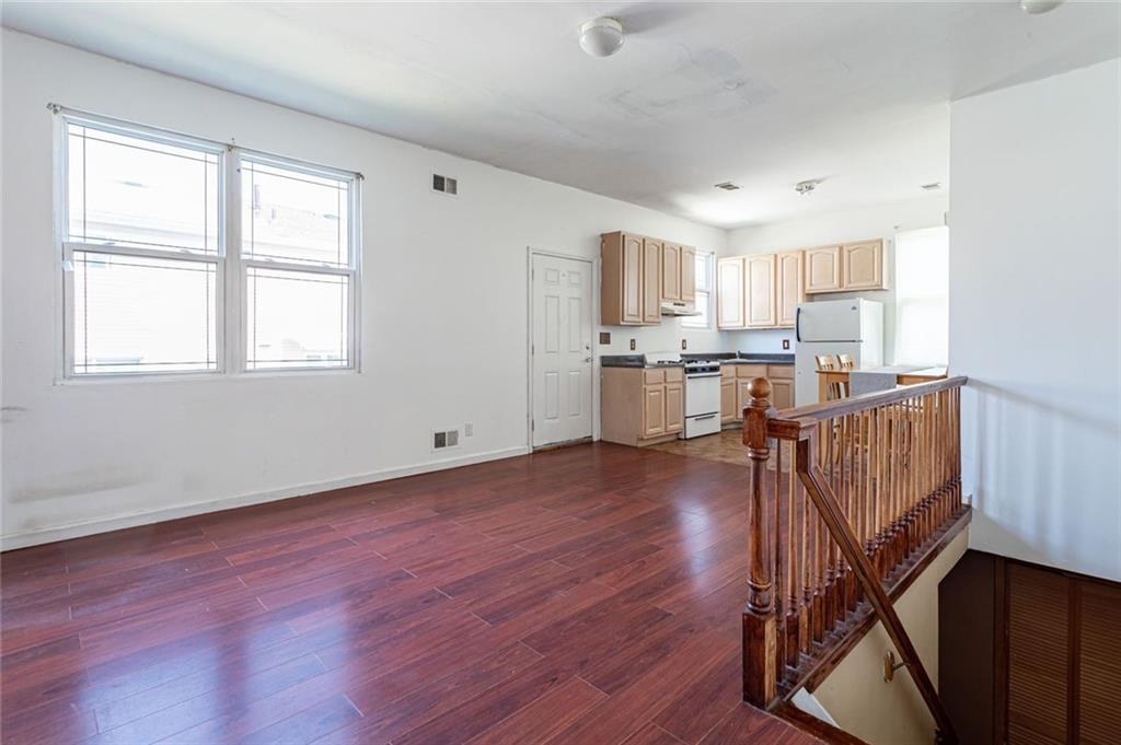 992 Huguenot Avenue, Staten  Island, New York, 10312 image 32