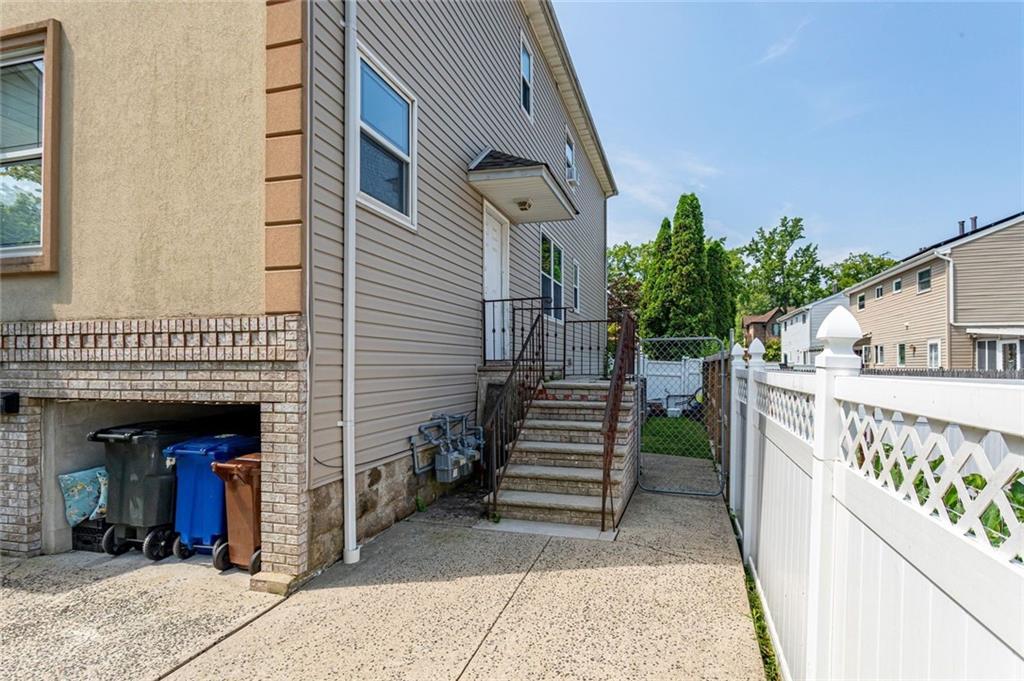 992 Huguenot Avenue, Staten  Island, New York, 10312 image 45
