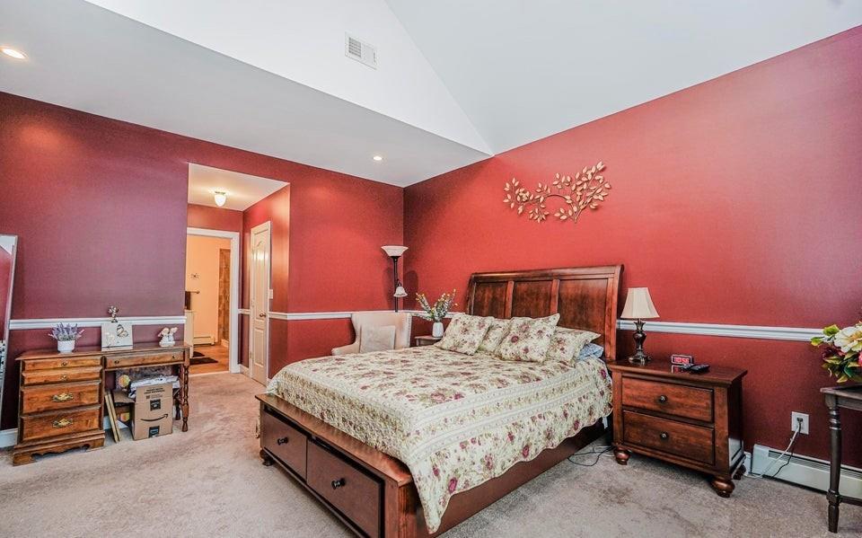 68 Tiller Court, Staten  Island, New York, 10309 image 19