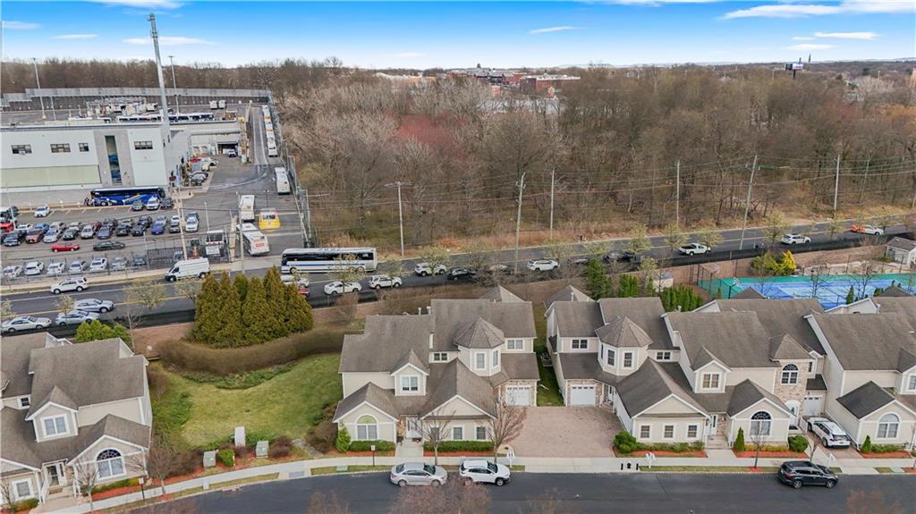 53 Topside Lane, Staten  Island, New York, 10309 image 33