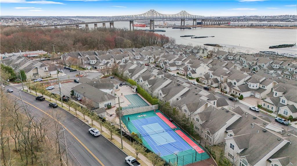 53 Topside Lane, Staten  Island, New York, 10309 image 38