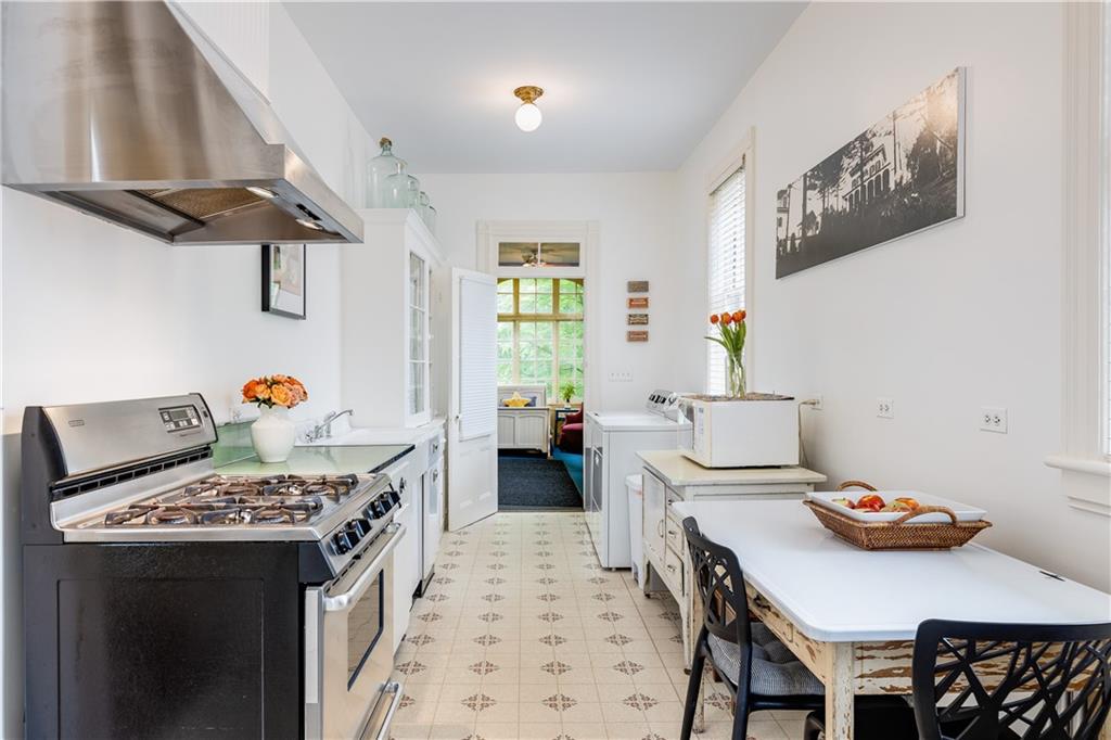 24 Saint Stephens Place, Staten  Island, New York, 10306 image 20