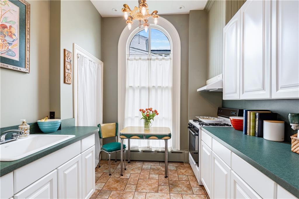 24 Saint Stephens Place, Staten  Island, New York, 10306 image 24