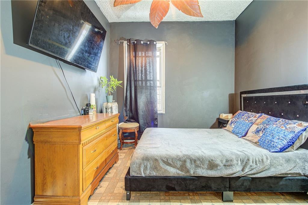 9 Adler Place, Brooklyn, New York, 11208 image 14