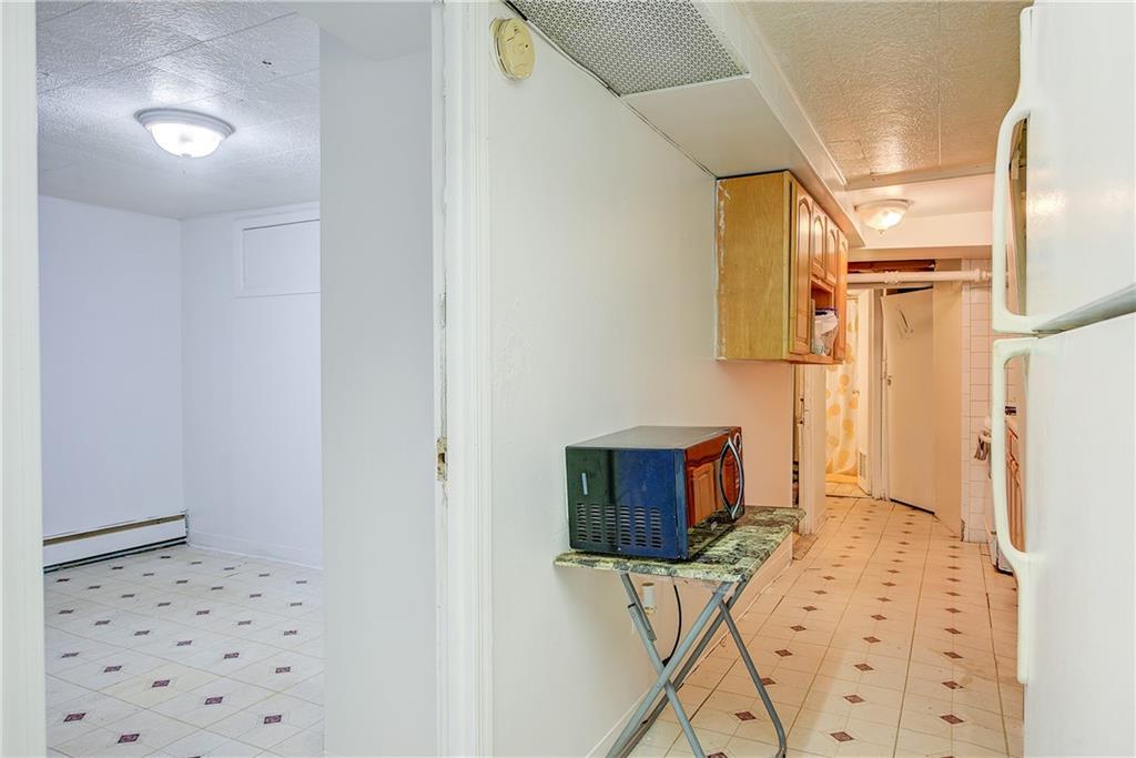 9 Adler Place, Brooklyn, New York, 11208 image 16