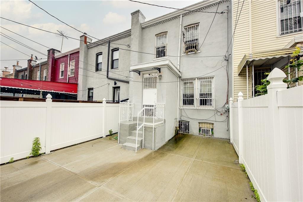 9 Adler Place, Brooklyn, New York, 11208 image 17