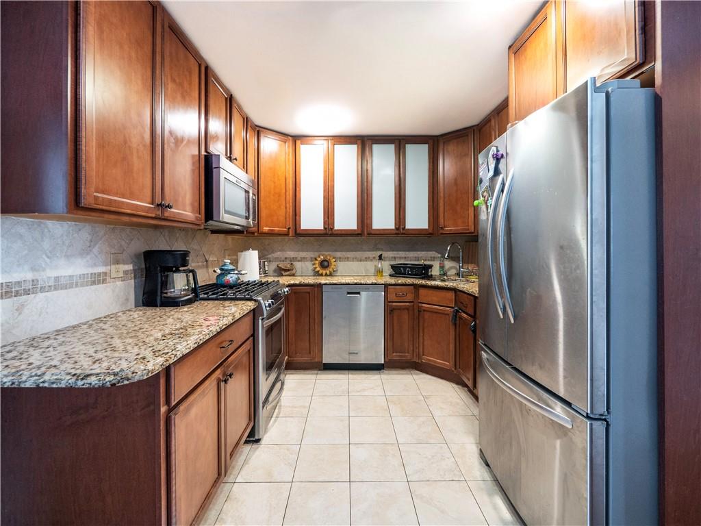 1325 Dahill Road, Brooklyn, New York, 11204 image 10