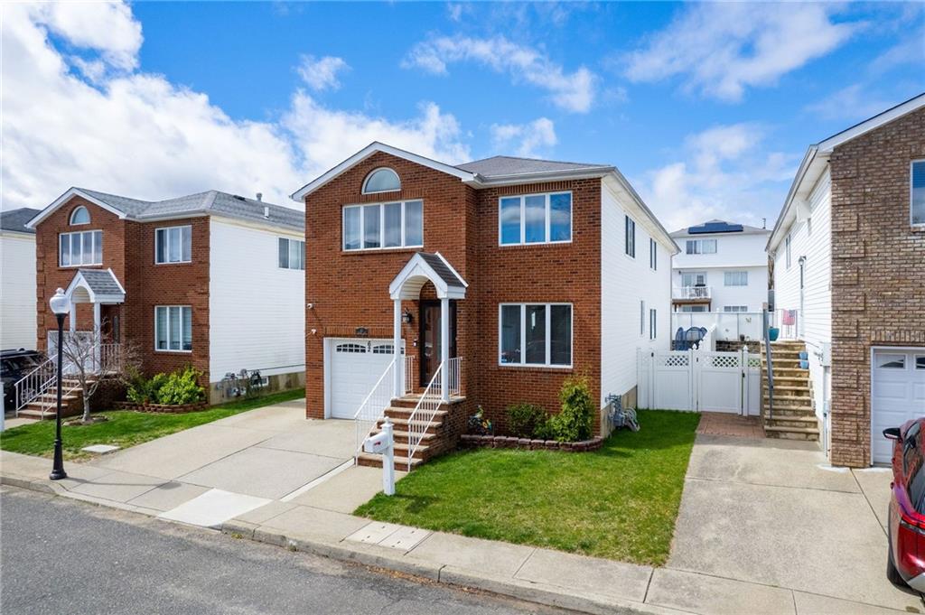 62 Dexter Avenue Image 2