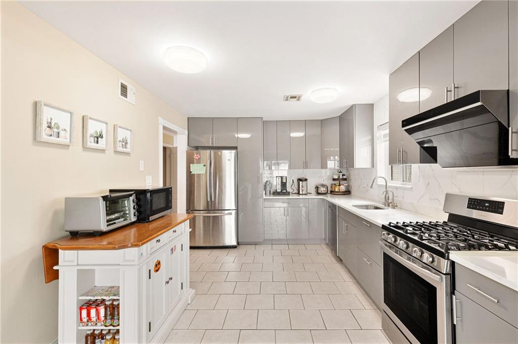 62 Dexter Avenue, Staten  Island, New York, 10309 image 12