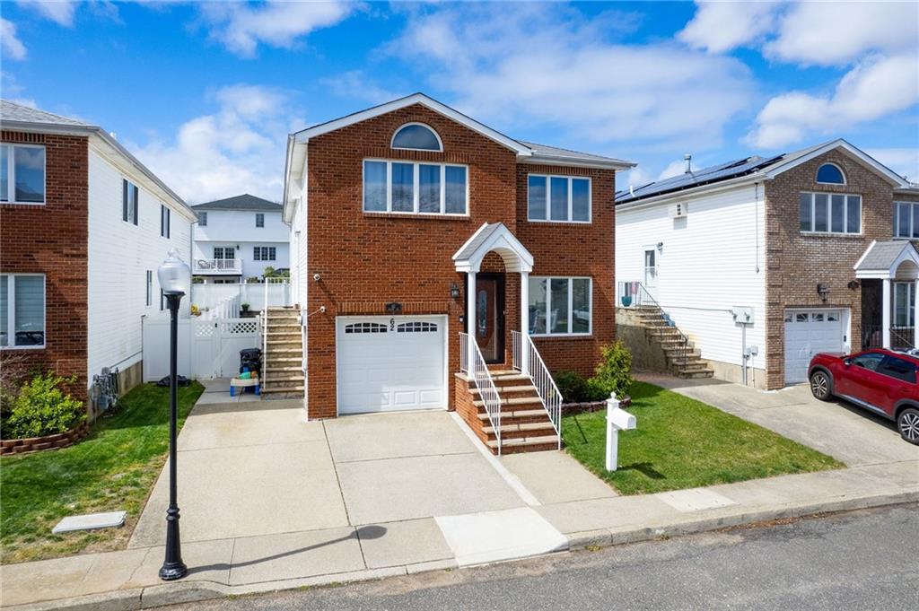 62 Dexter Avenue Image 3