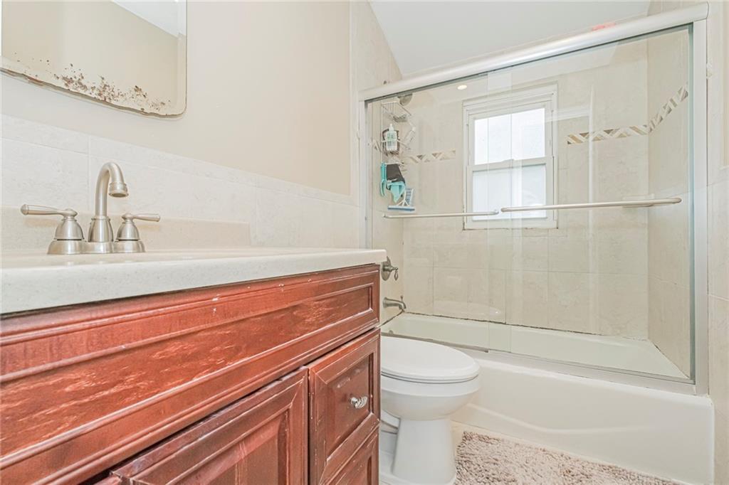 12 Benton Court, Staten  Island, New York, 10306 image 16