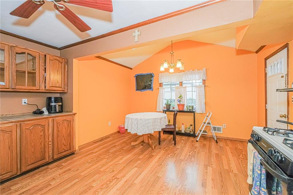 12 Benton Court, Staten  Island, New York, 10306 image 10