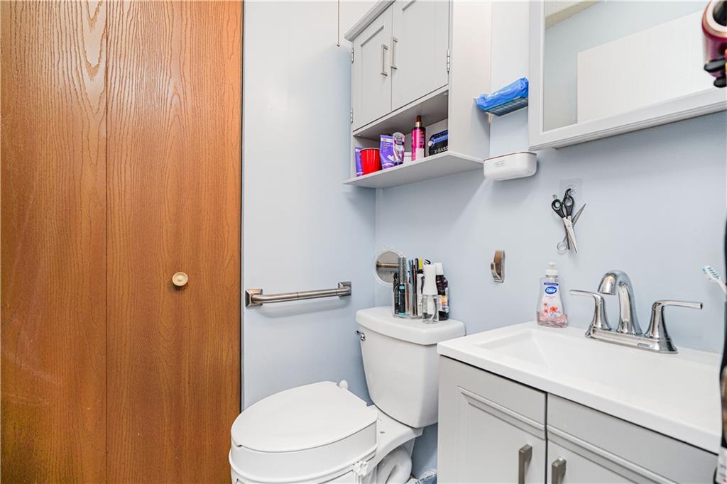 287 Jamie Lane, Staten  Island, New York, 10312 image 12