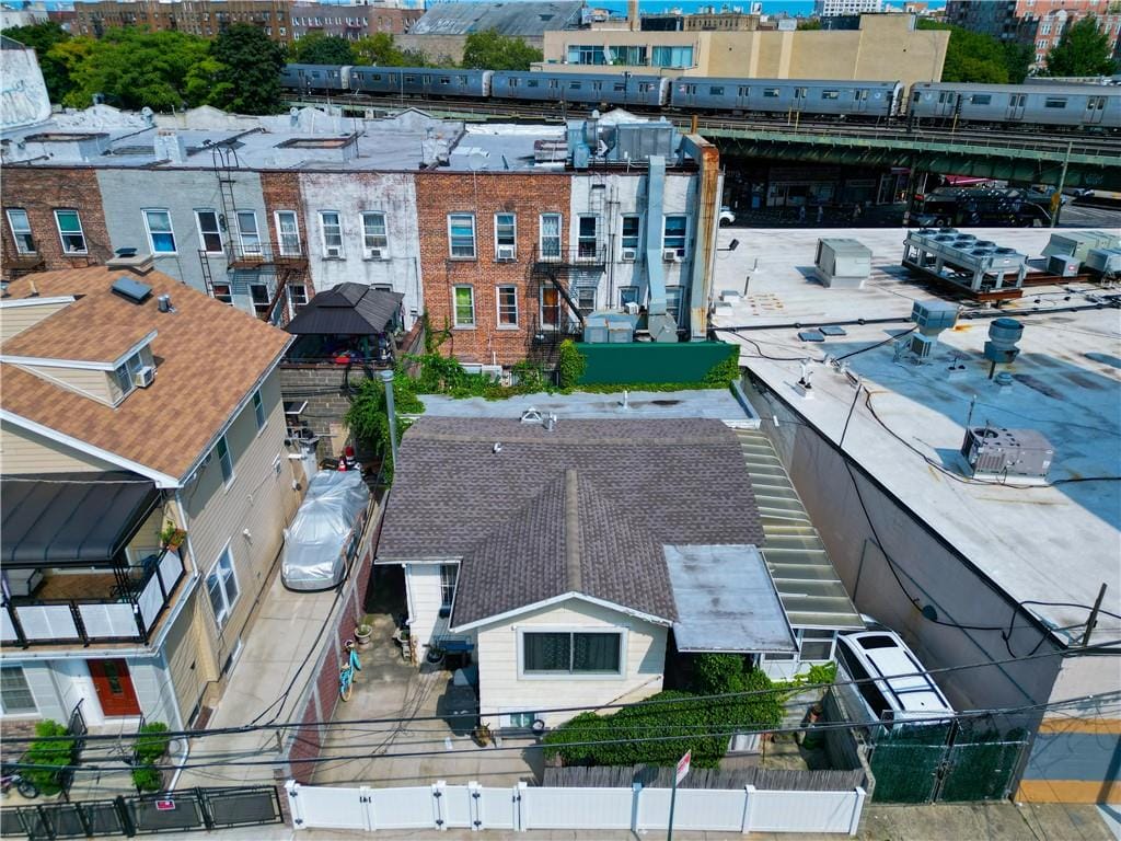 3057 Brighton 8th Street Image 5