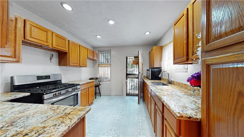 1169 Brooklyn Avenue Image 5