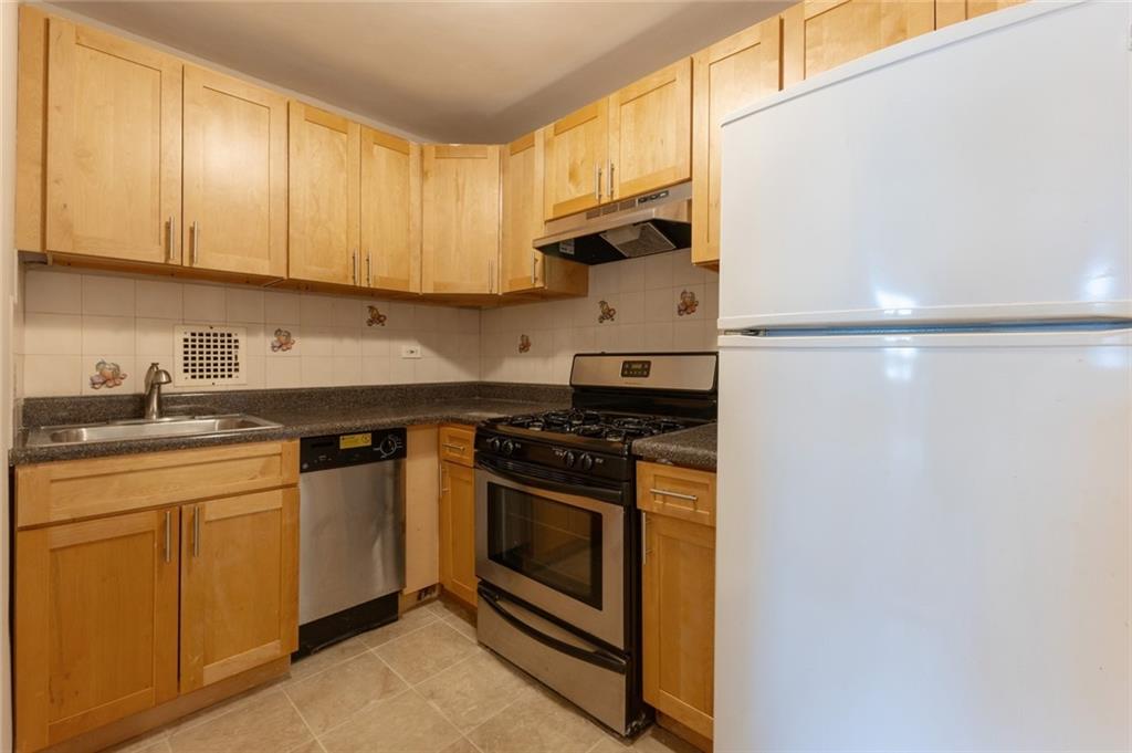 1275 East 51st Street 3H, Brooklyn, New York, 11234 image 11