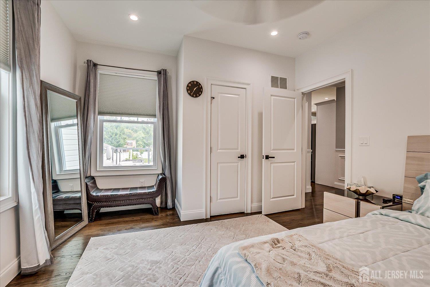 68 Dewey Avenue, Middlesex, NJ, 07067 image 49