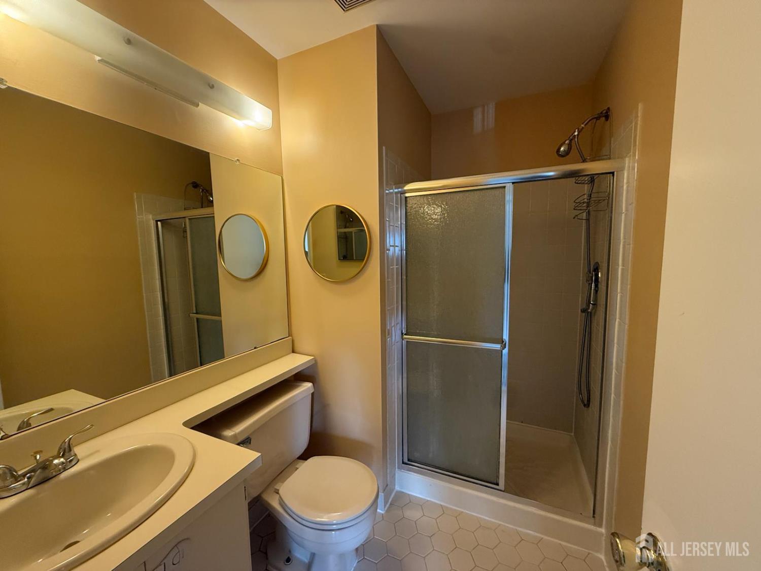 131 Albury Way, North Brunswick, NJ, 08902 image 32
