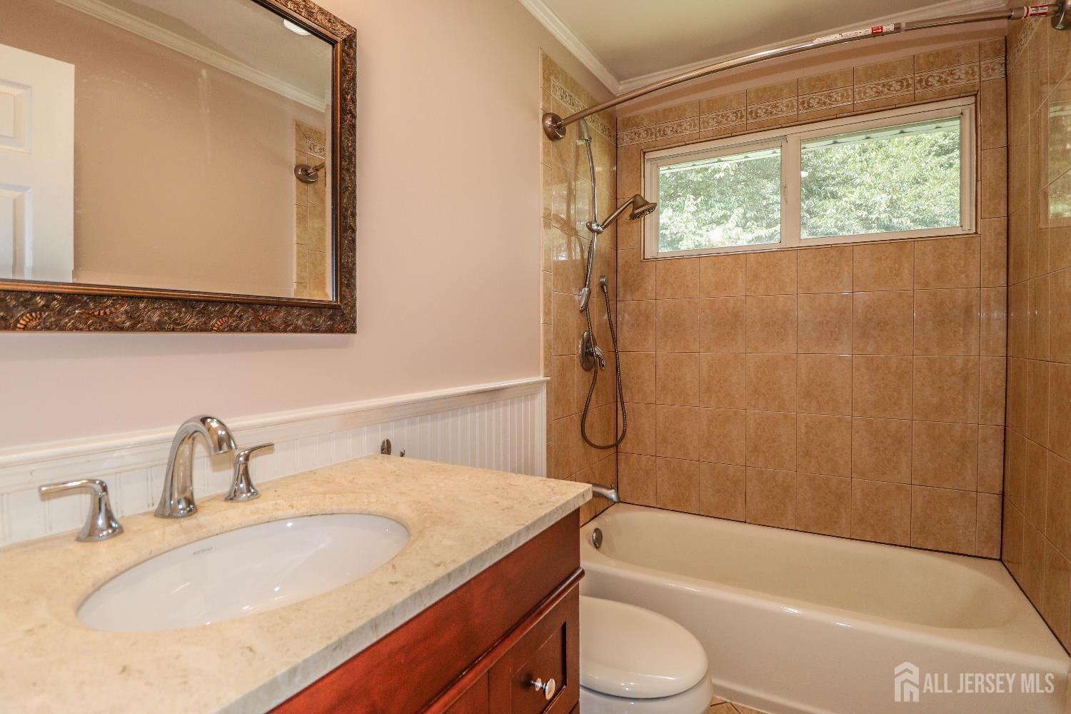 70 Lancaster Road, Colonia, NJ, 07067 image 16