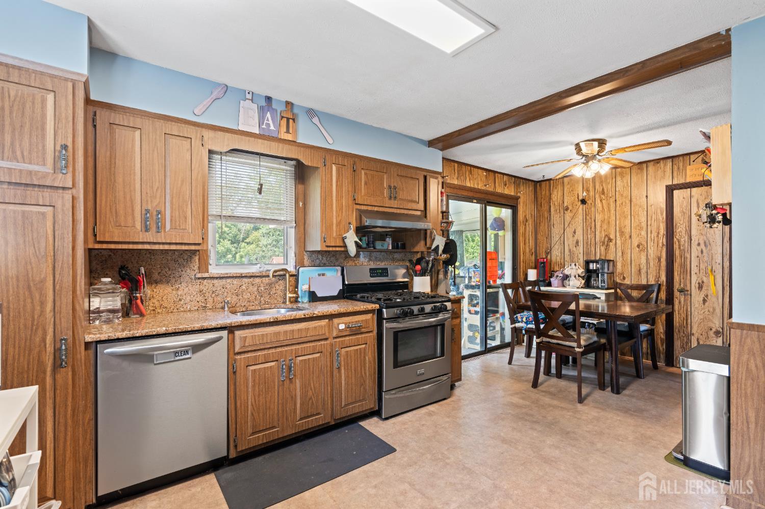 7 Valley Brook Drive, Middlesex, NJ, 08846 image 9