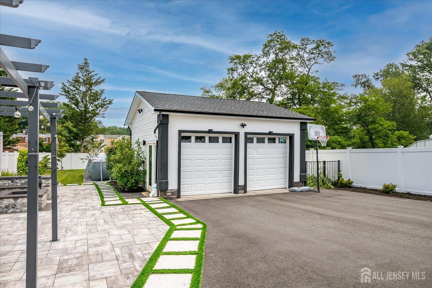 68 Dewey Avenue, Middlesex, NJ, 07067 image 34