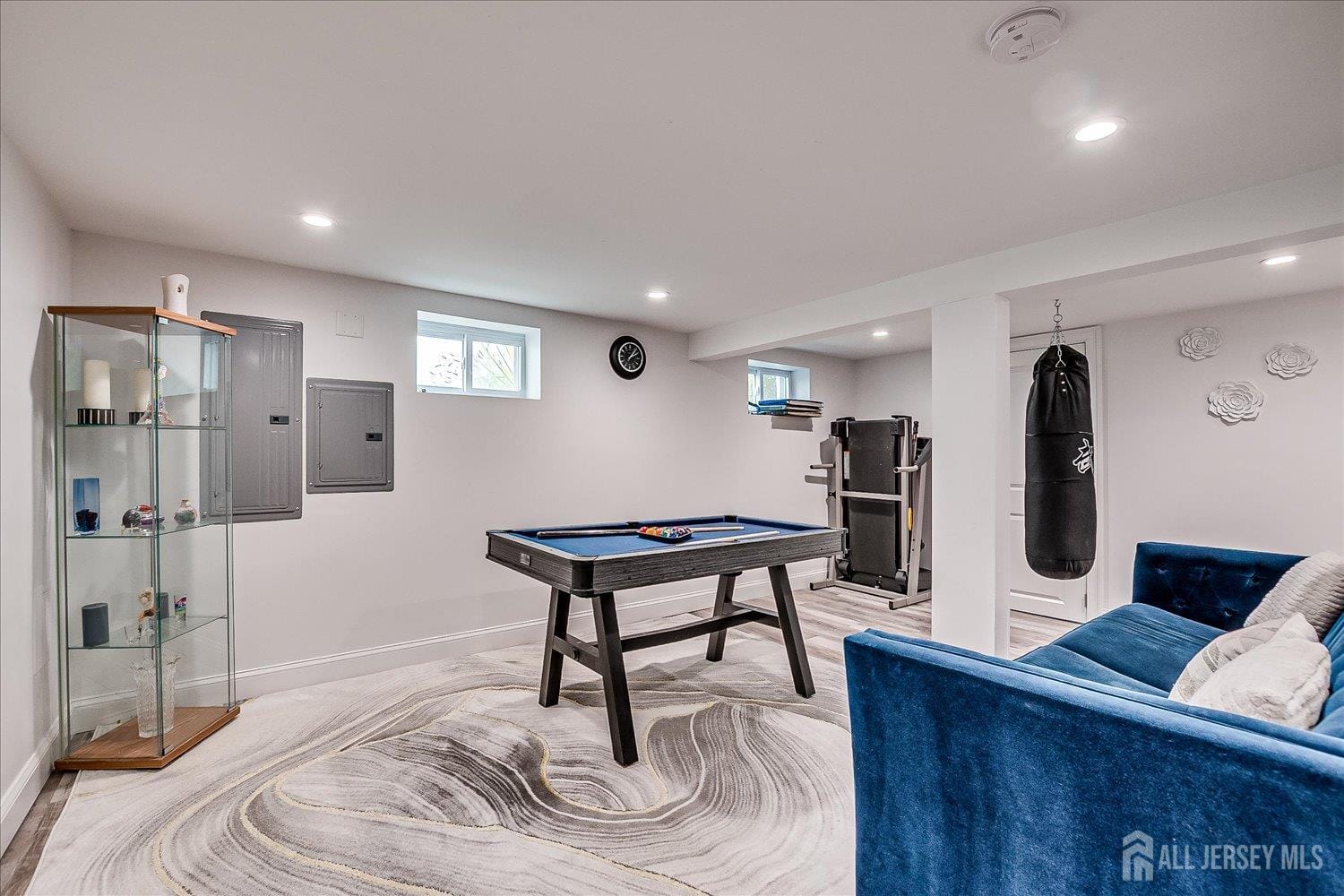 68 Dewey Avenue, Middlesex, NJ, 07067 image 32