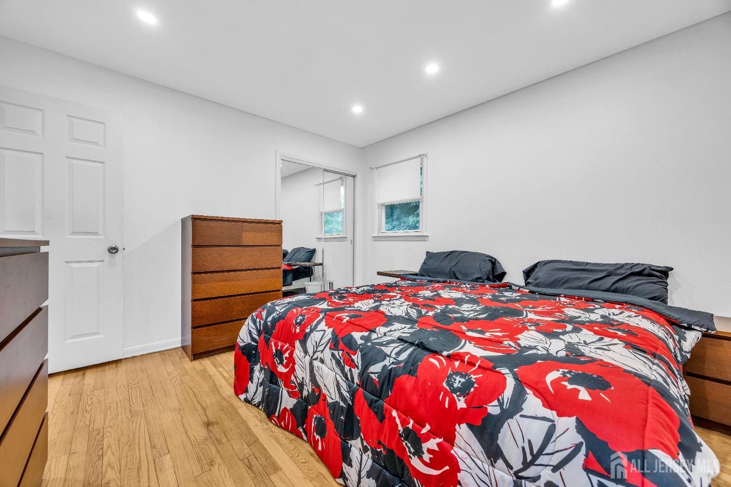 396 S 7th Avenue, Highland Park, NJ, 08904 image 29