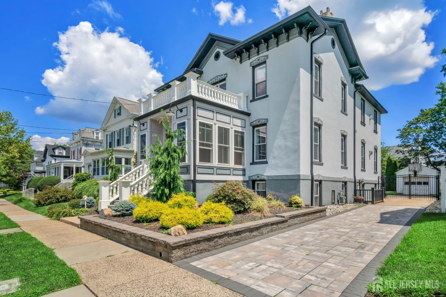 32 William Street Image 3