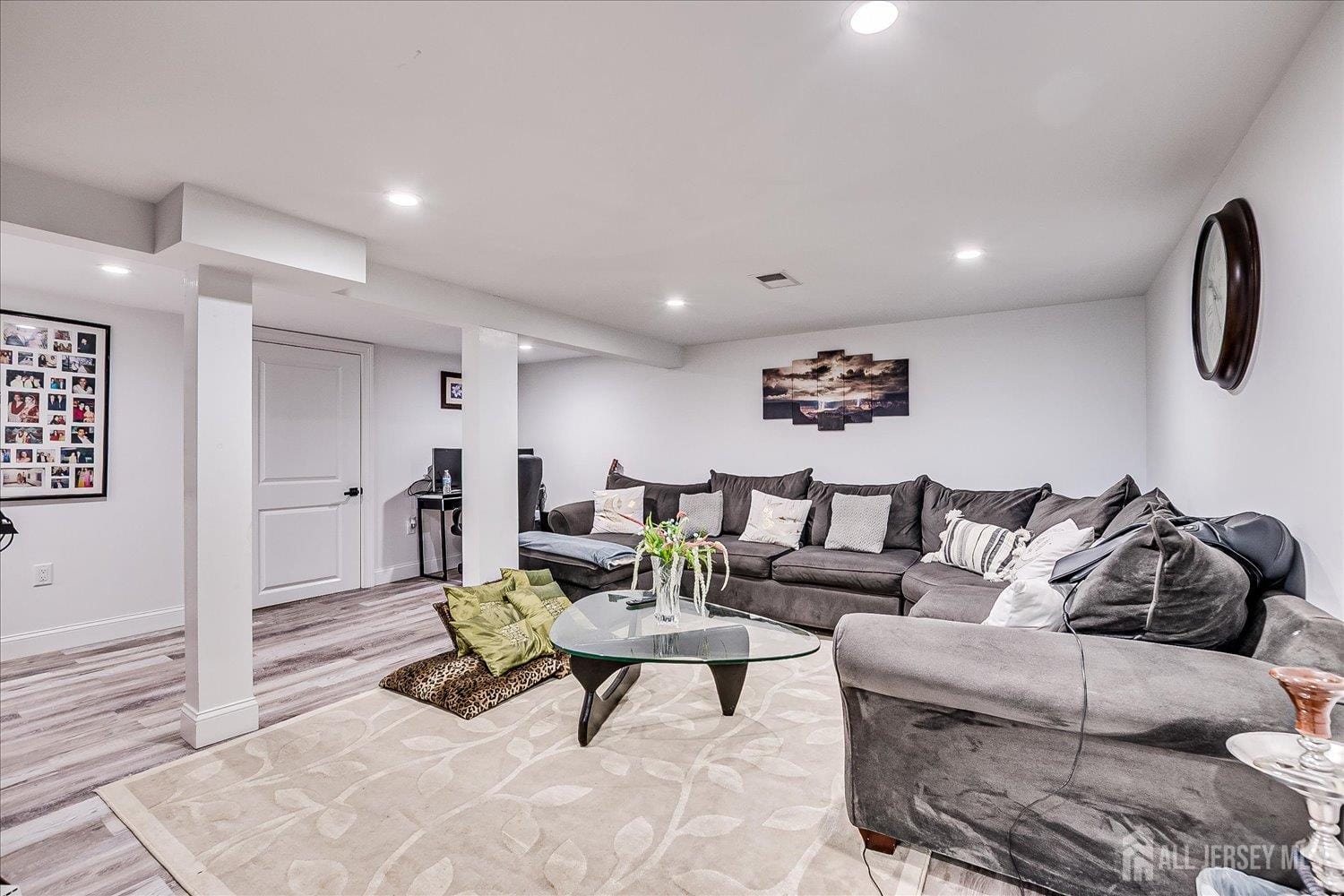 68 Dewey Avenue, Middlesex, NJ, 07067 image 29