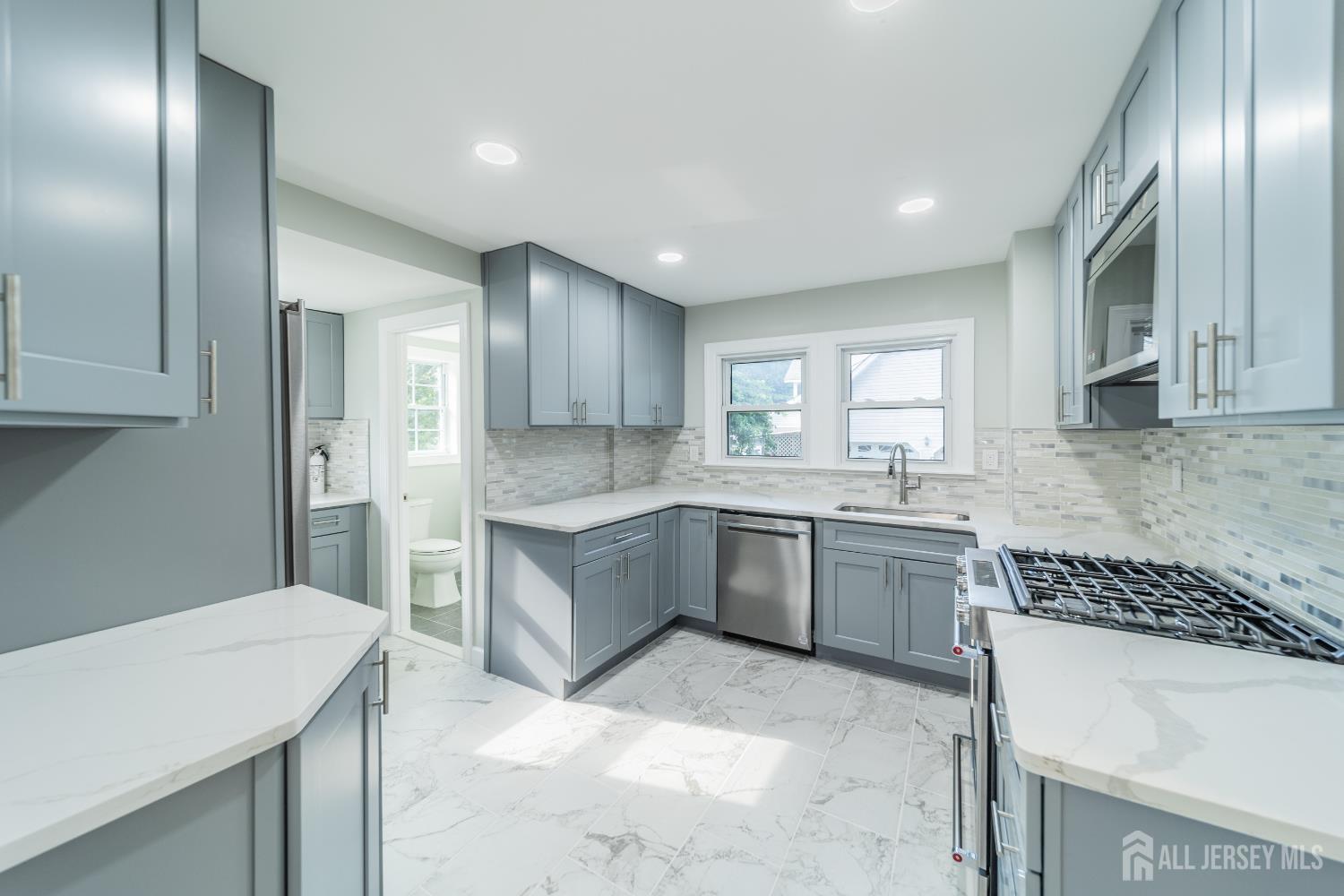 901 Palmer Avenue, Holmdel, NJ, 07733 image 11