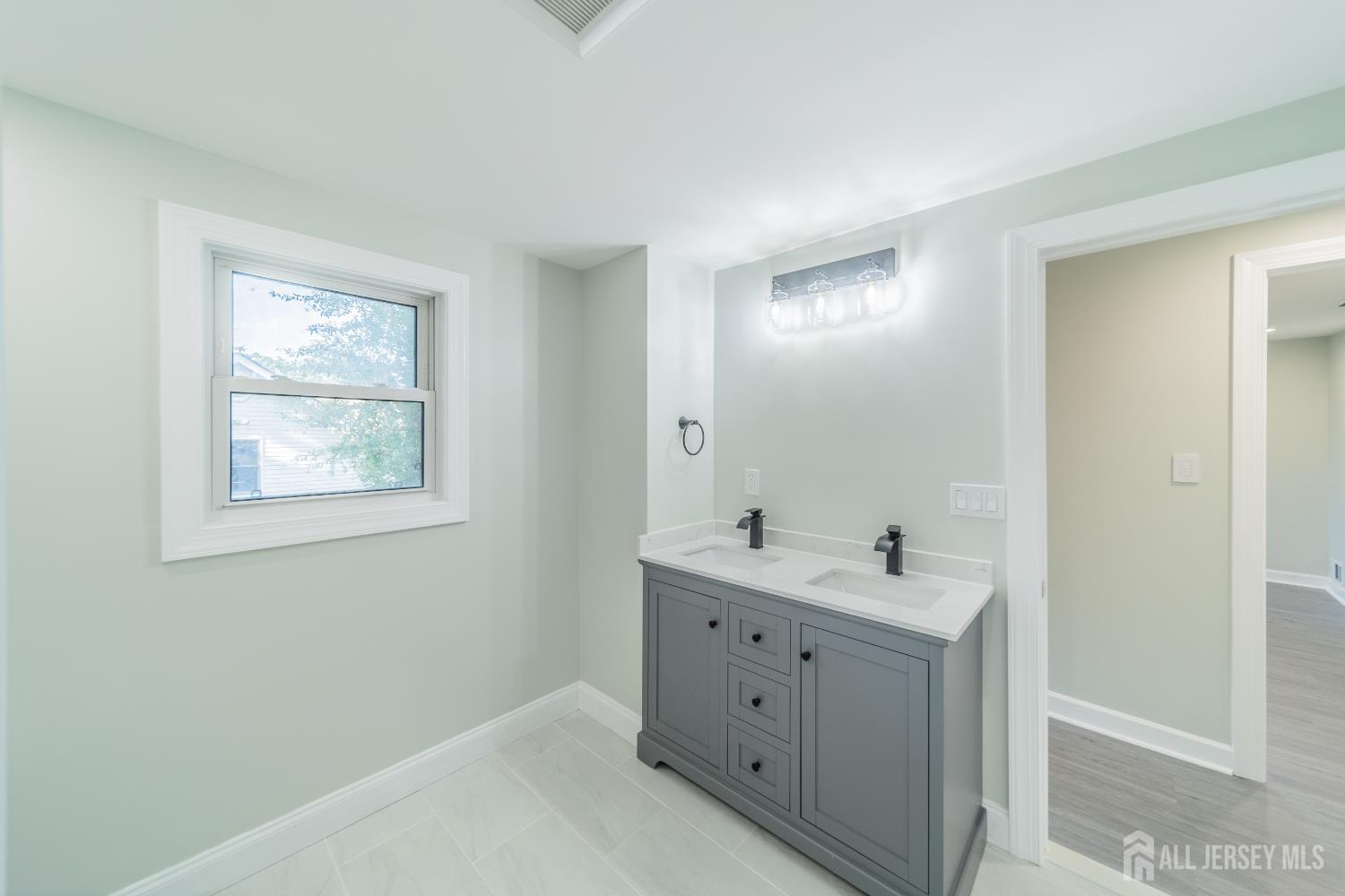 901 Palmer Avenue, Holmdel, NJ, 07733 image 18